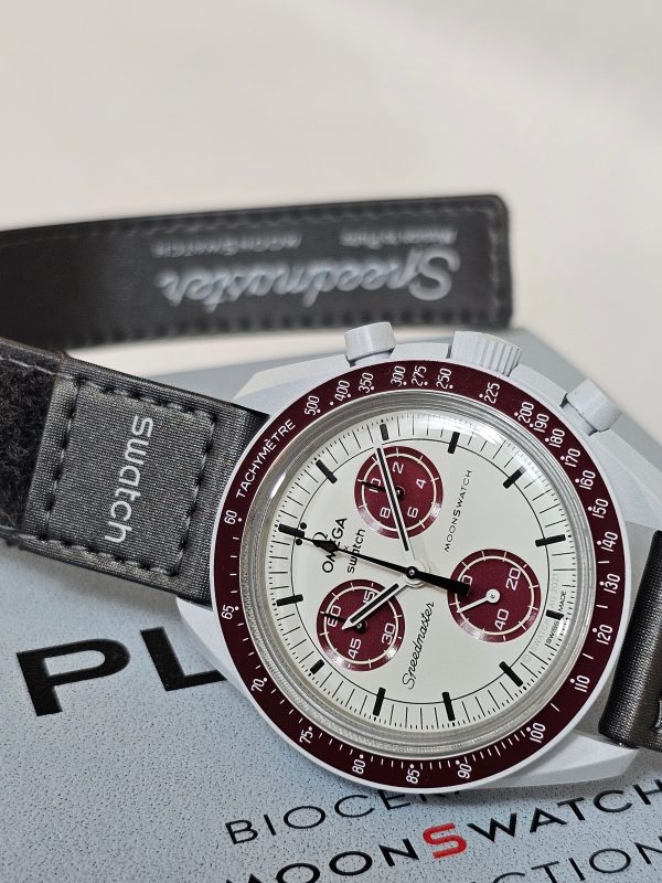 Swatch x OMEGA MoonSwatch Collection: Mission to Pluto