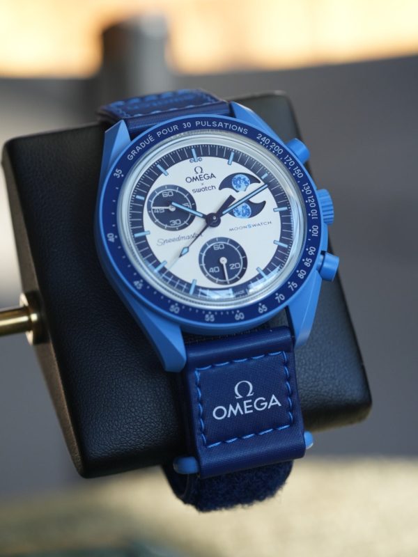 Mission to the Super Blue Moonphase (SO33N700)